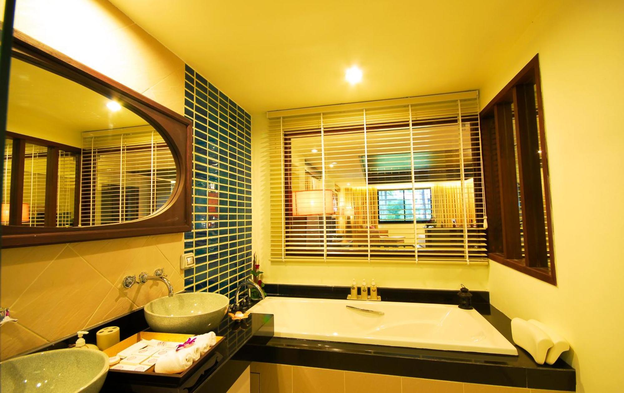 Khaolak Orchid Beach Resort - Sha Extra Plus Khao Lak Ngoại thất bức ảnh